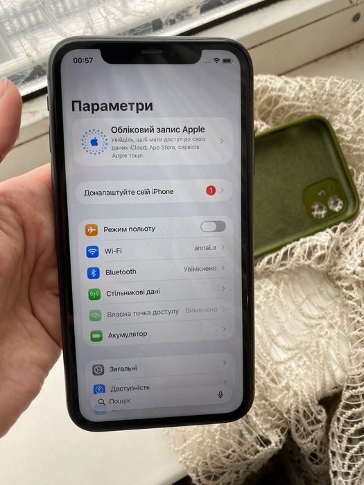 Iphone 11 i 64 gb Neverlock в гарному стані!