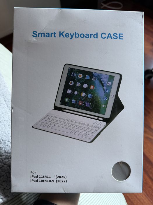 Capa com Teclado para iPad 10ª Geração / iPad 11” – Nova