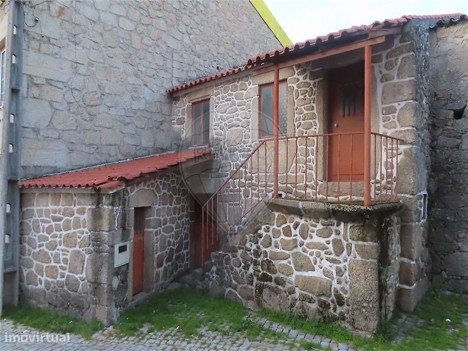 Moradia T0 para venda