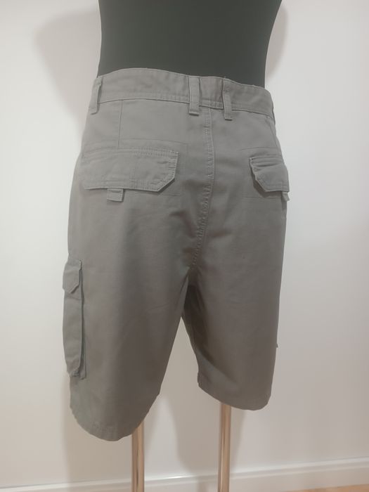 Oliwkowe męskie spodenki szorty cargo Denim Co używane XL/XXL