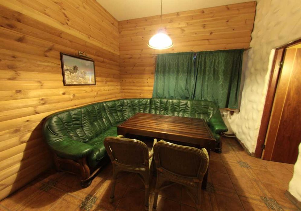 Аренда дома с Бассейном Горкой Джакузи и Бильярдом .