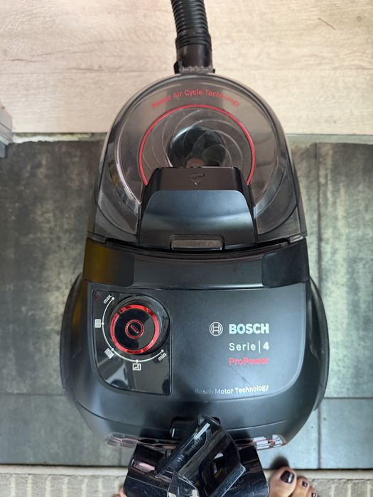 Пилосос bosch seria 4 pro power