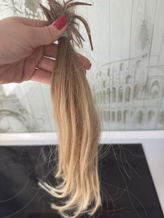 Натуральне словʼянське  волосся світле