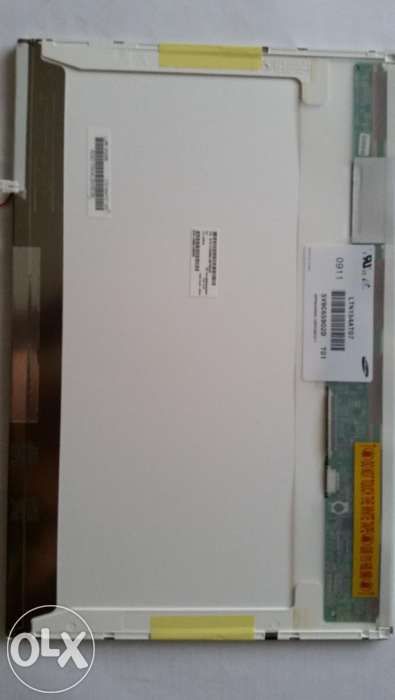 Monitor 15.4" WXGA para Portátil64730304776577121