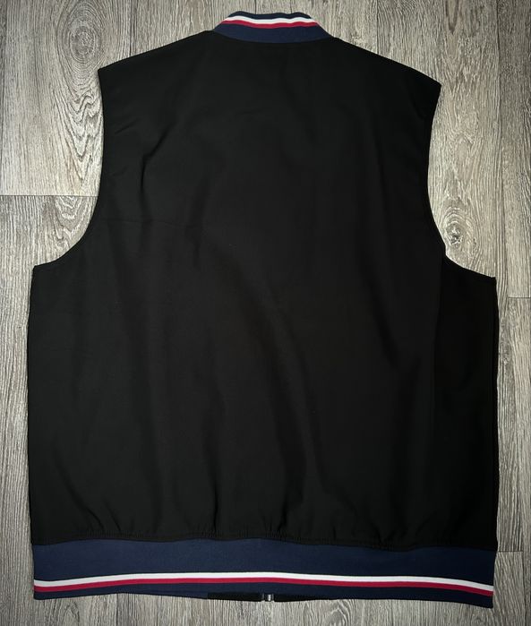 Жилет Tommy Hilfiger Breathable& Weter Resistan Originals