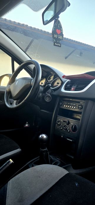 Peugeot 207 sw 2009