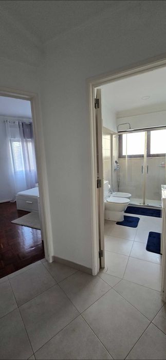 Quarto para arrendar em Sacavem