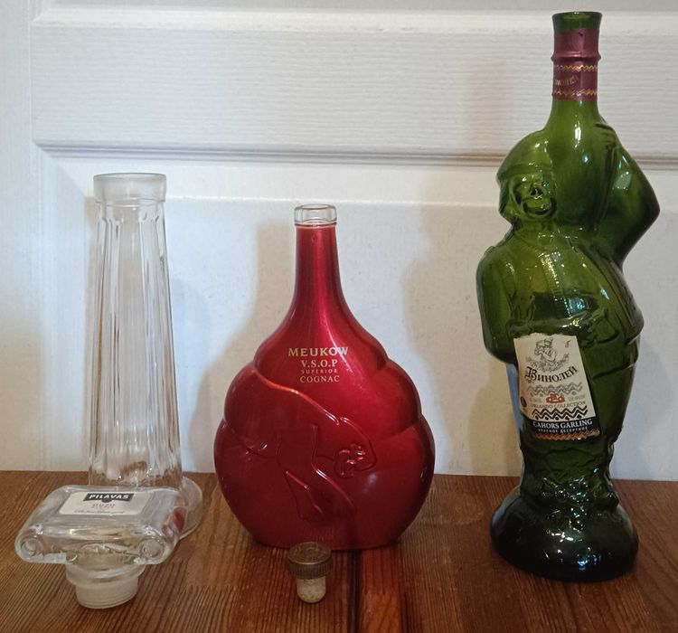 Бутылка стеклянная