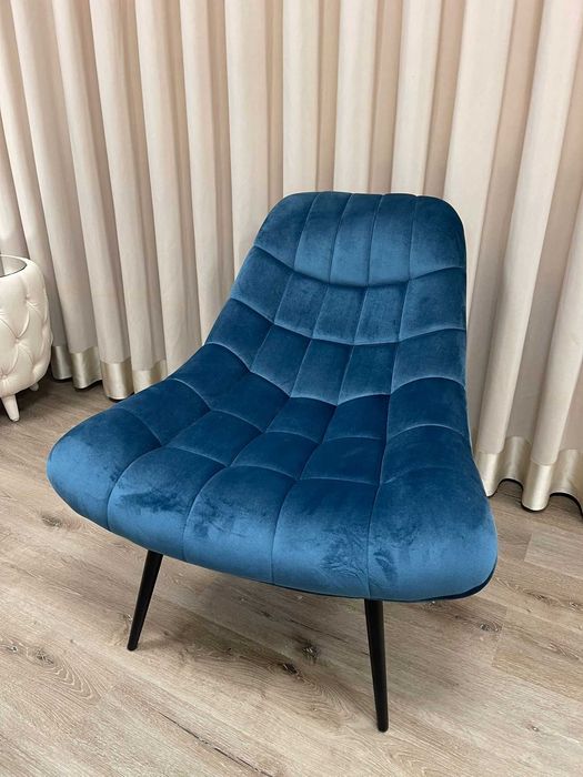 Cadeirão em veludo NOVO