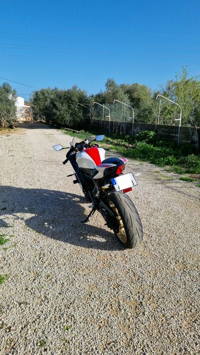 Yamaha r7 "Anniversary gp edition"