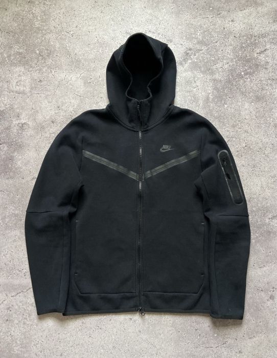 Nike Tech Fleece. М