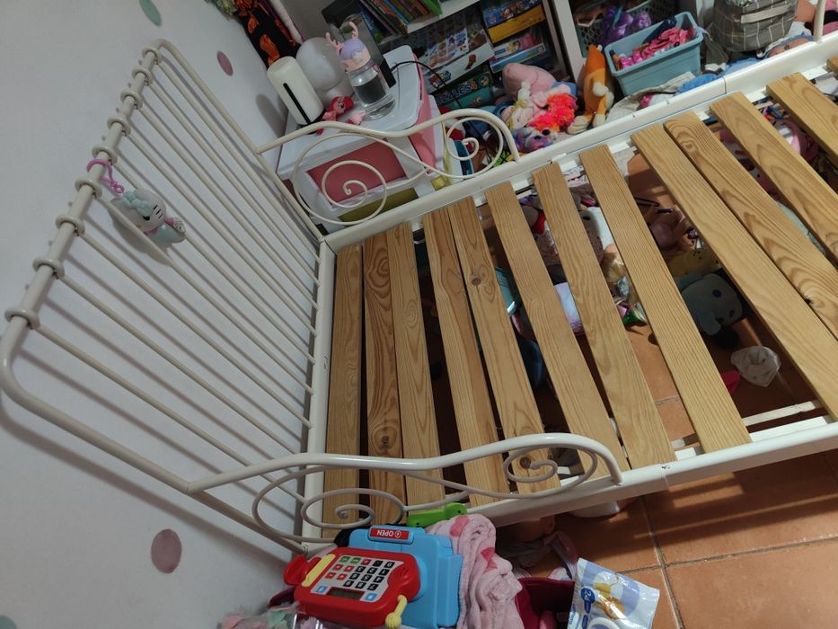Cama extensível em ferro
