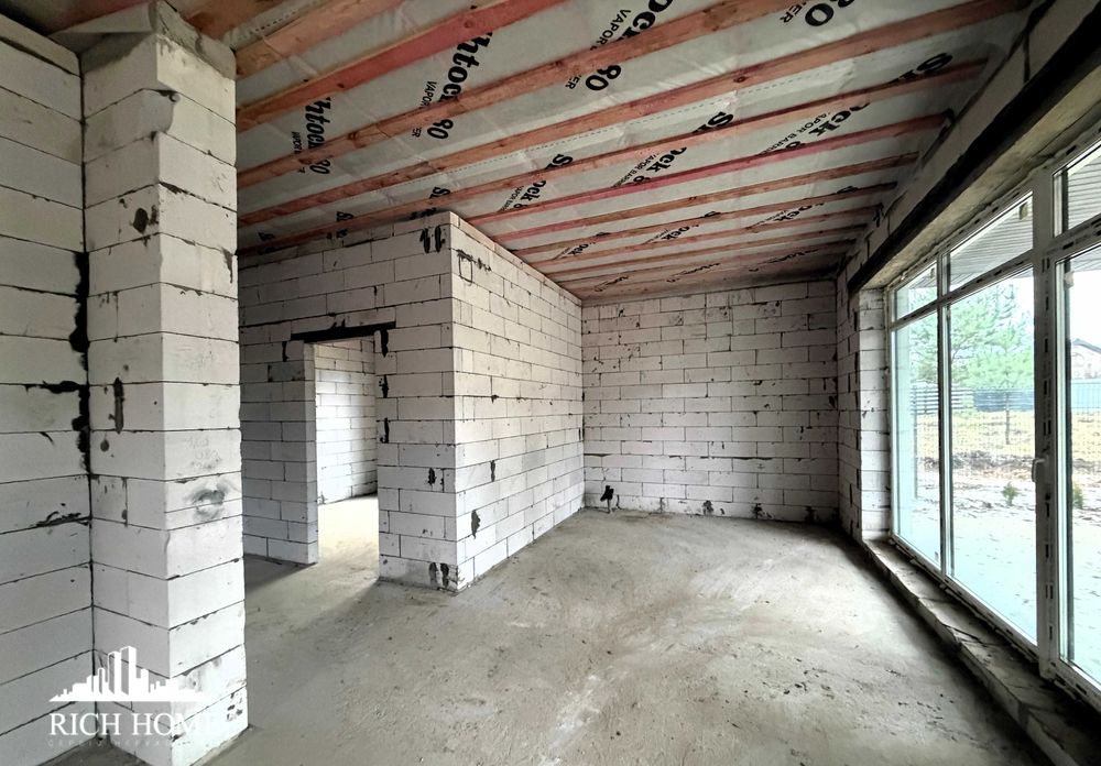 Без%. Будинок у мальовничій Бобриці серед сосен з терасою і простором.