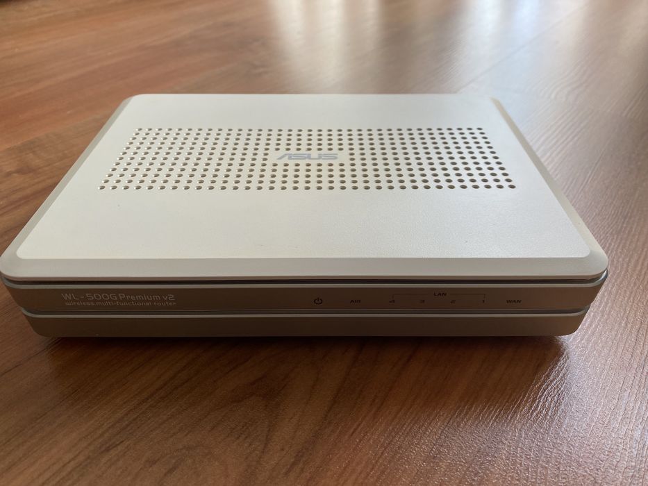 Vendo Router Asus WL-500gP V264729490345859121