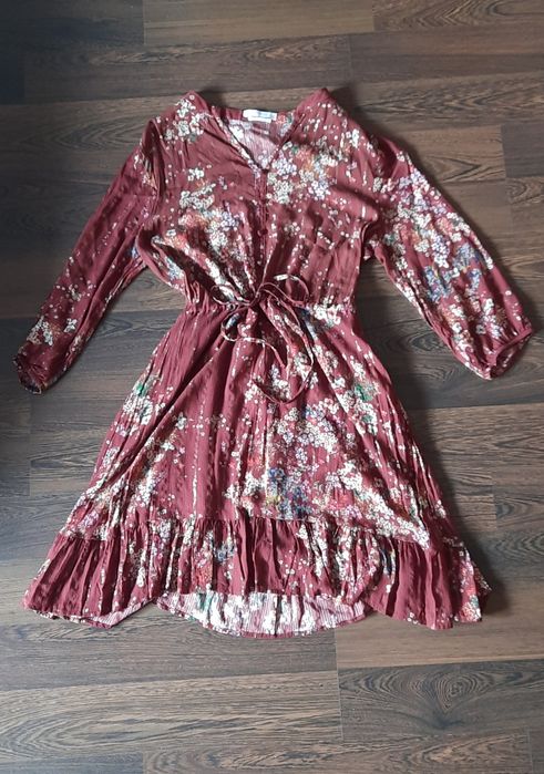 Krótka  sukienka Reserved rozmiar 40