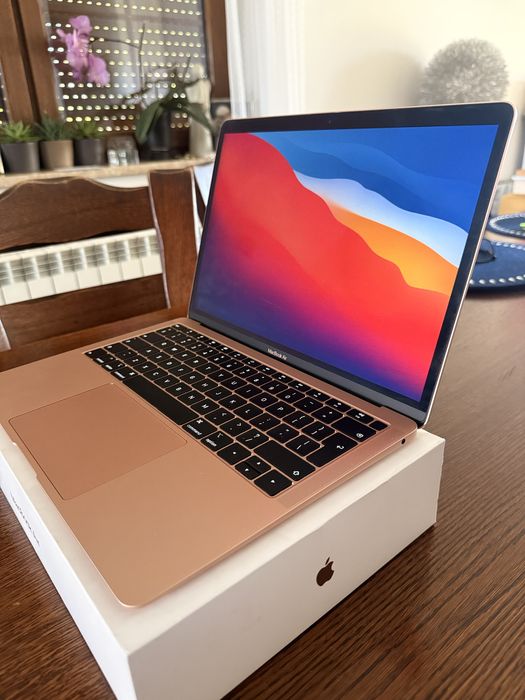箱ありMacbook Air2020 ゴールド Corei5 256GB 8GB Apple MacBook Air Gold Core i5 8GB RAM 256GB SSD 2020 A2179