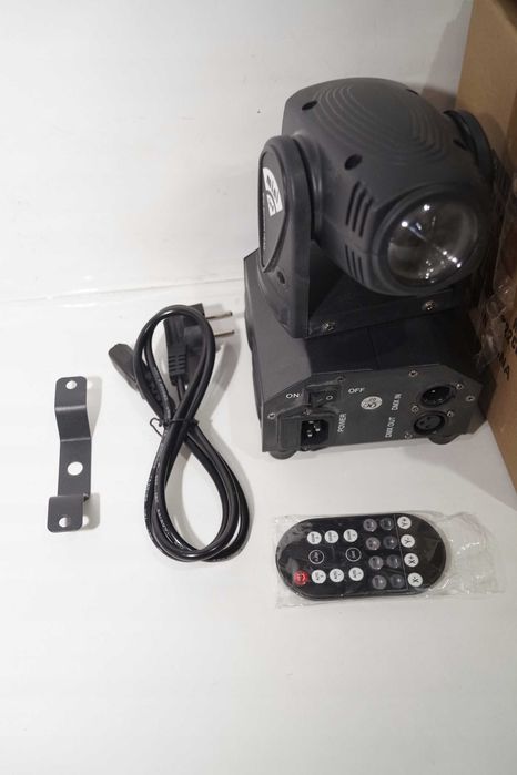 G426 Ruchoma głowa głowica LED RGBW oświetlenie sceniczne ZQ02040