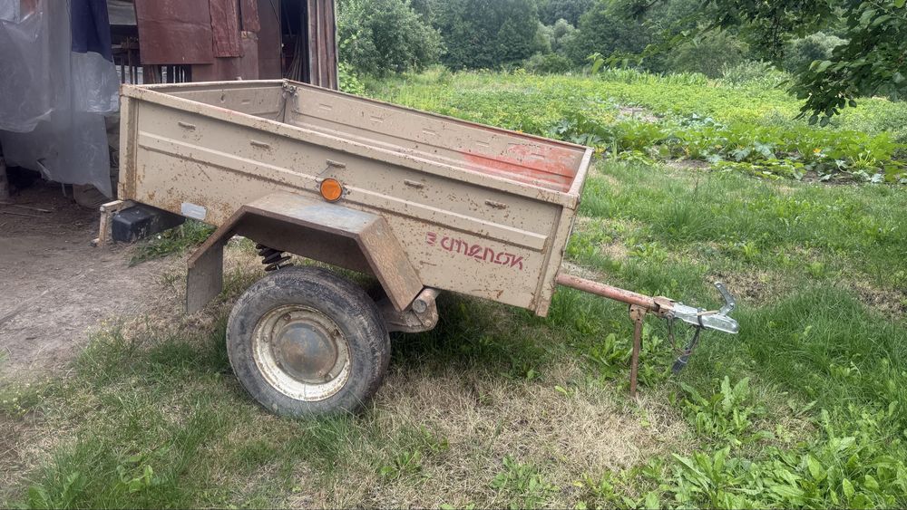 Прицеп легковий