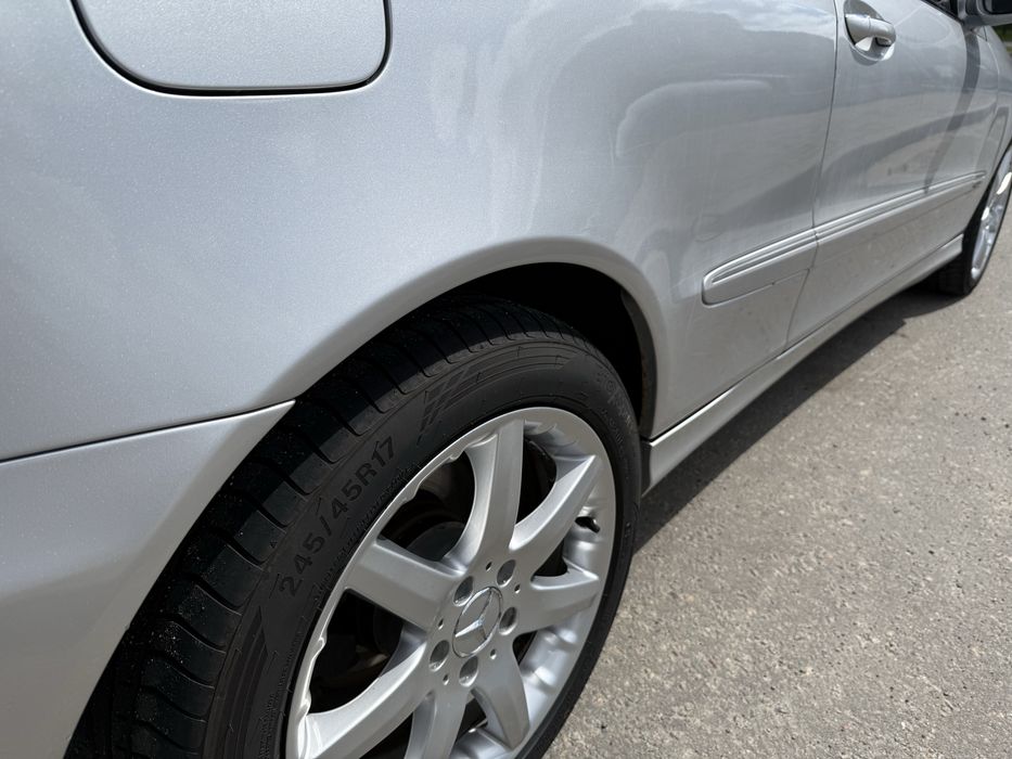Mercedes-Benz CLK-Class 2003 VIN WDB2093161F092614 фото оголошення 2 з 14
