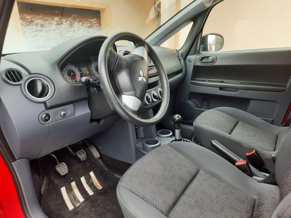 Mitsubishi Colt 1.3 MR '09 E5 INVITE
