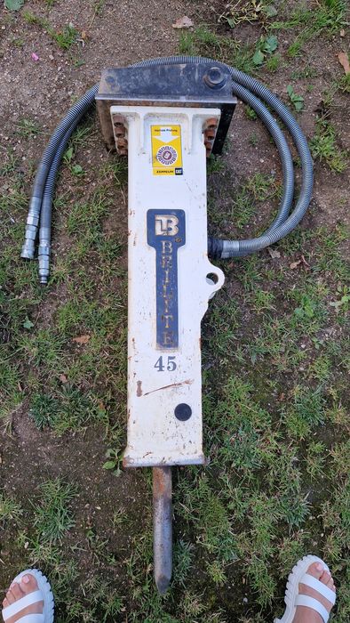 Młot hydrauliczny Beilite BLTB45 + szybkozłącze KSW (CAT 301.4C)