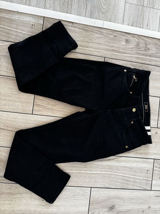 Spodnie czarne z zamkami