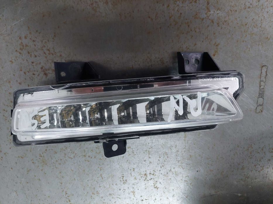 farolim diurno esq Renault megane 3