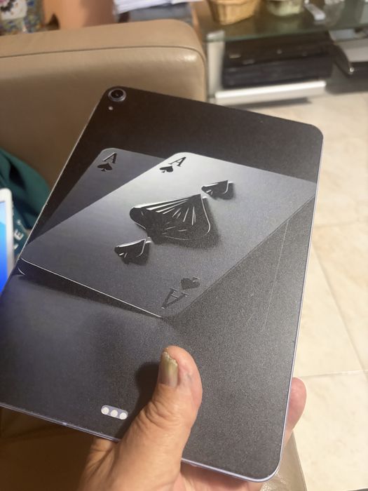 Ipad M1 air 5 wifi celuar como 10 ciclos carregamento