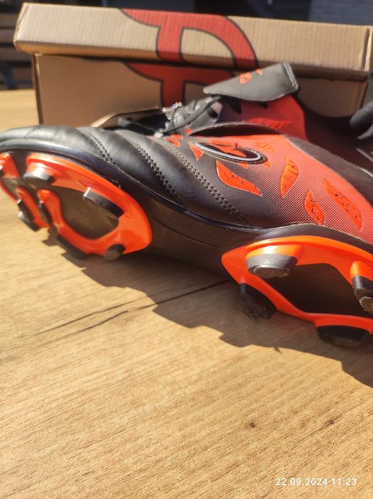 Buty korki rozmiar 44 nowe