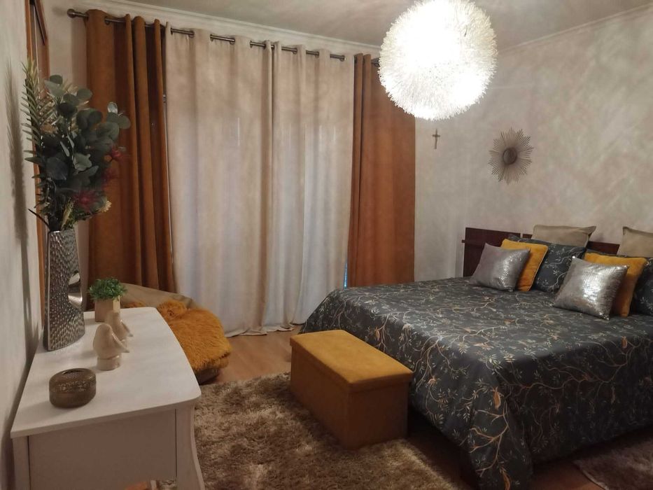 Quarto de casal | Estante de sala