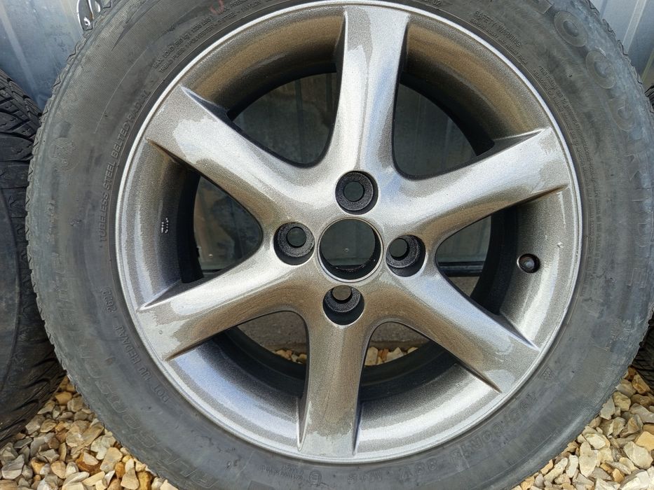 Felgi aluminiowe 15 toyota Yaris corolla Suzuki mazda 4x100