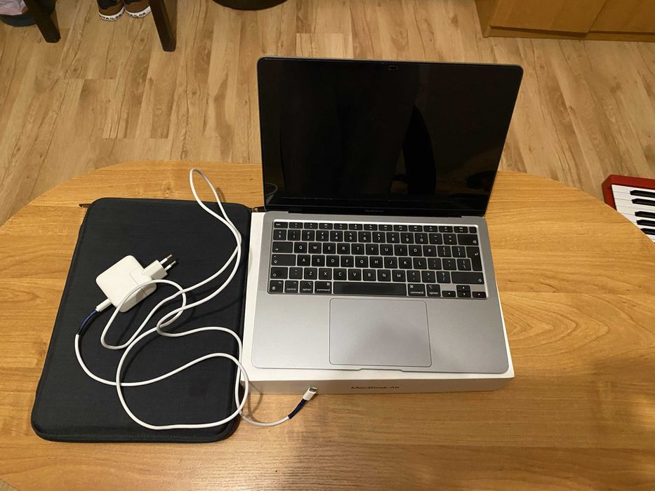 Apple macBook Air M1