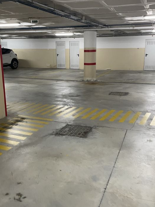Aluga se lugar de garagem perto HSJ