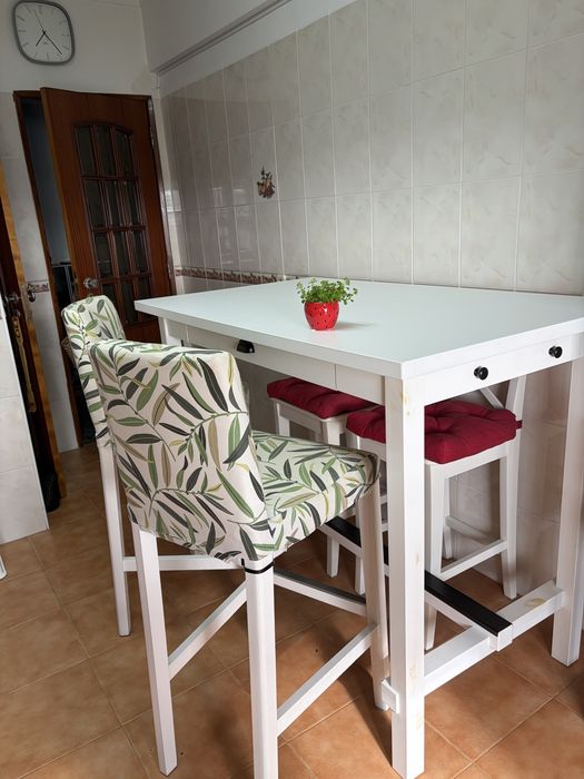 Mesa Nordviken + 4 cadeiras