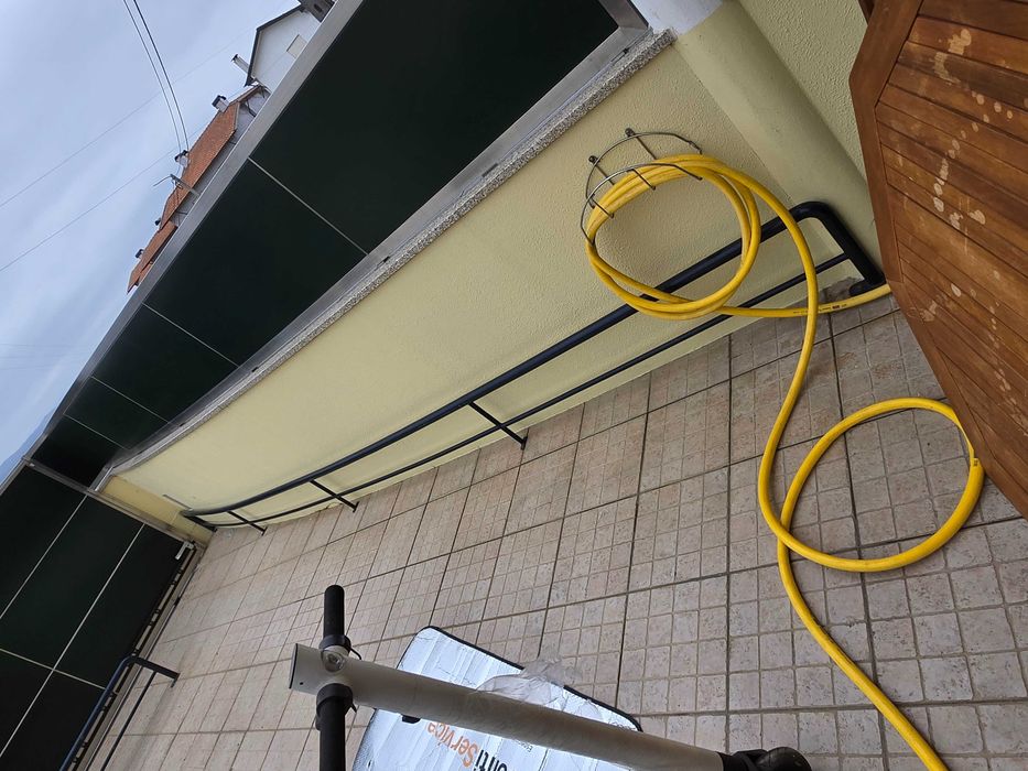 Portões e Gradeamentos Exterior