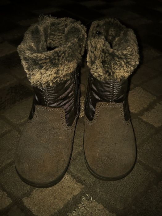 Kozaczki dla dziewczynki rozm. 24 Primigi