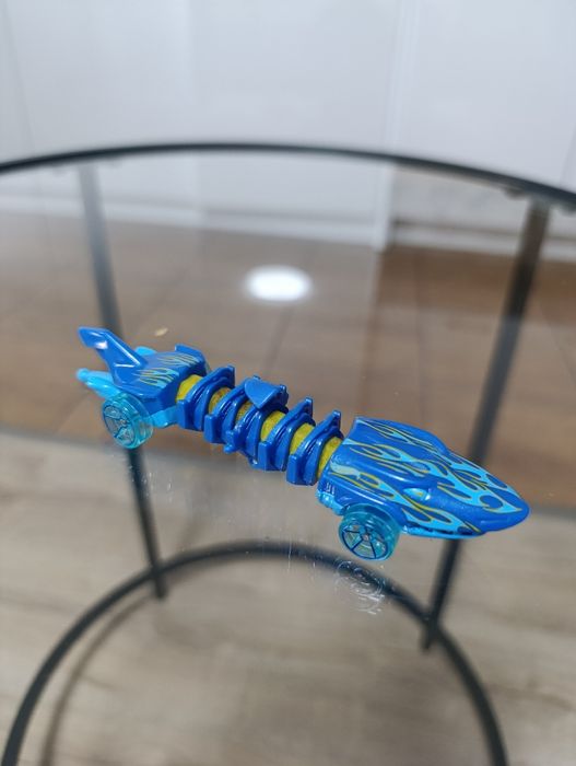 Hot wheels mutant series samochód resorak