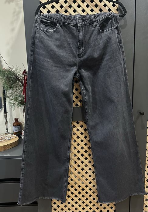 Джинси Zara 38 розмір серпдня талія