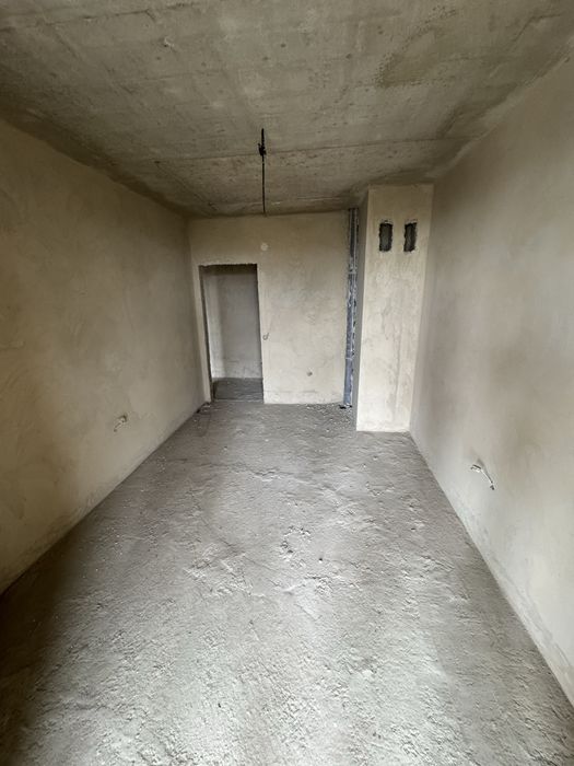 3-к новобудова Науки