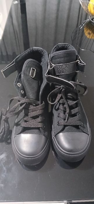 Ténis bota pretos