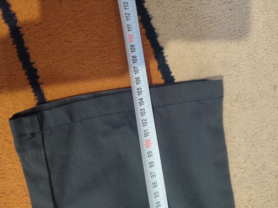 Робочі штани австрійської компанії Ötscher, що спеціалізується на робо