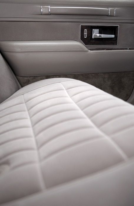 wynajem, limuzyna, auto do ślubu, wesele, lincoln town car