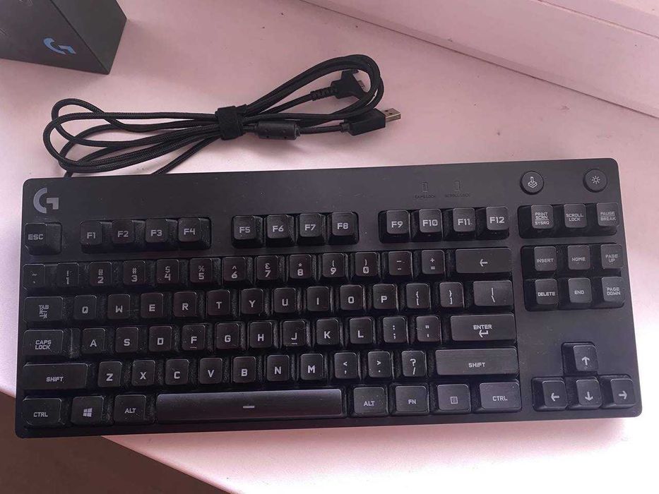 Клавиатура Logitech G PRO Mechanical Gaming
