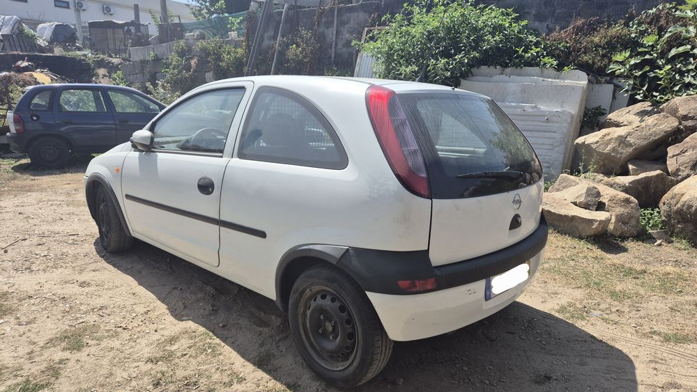 Opel Corsa 1.7 DI 170 KMs AVARIADA