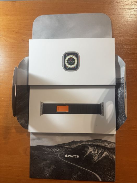 Apple Watch Ultra (GPS + Cellular)