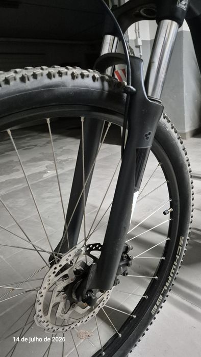 Bike CUBE assistência eletrica, como nova, pouco uso.