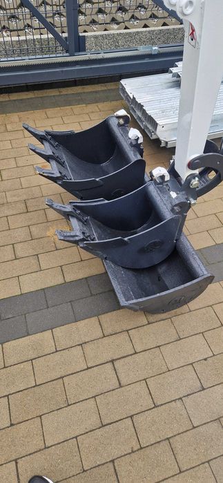 Wynajem minikoparki bobcat E19, 3 łyżki  ,