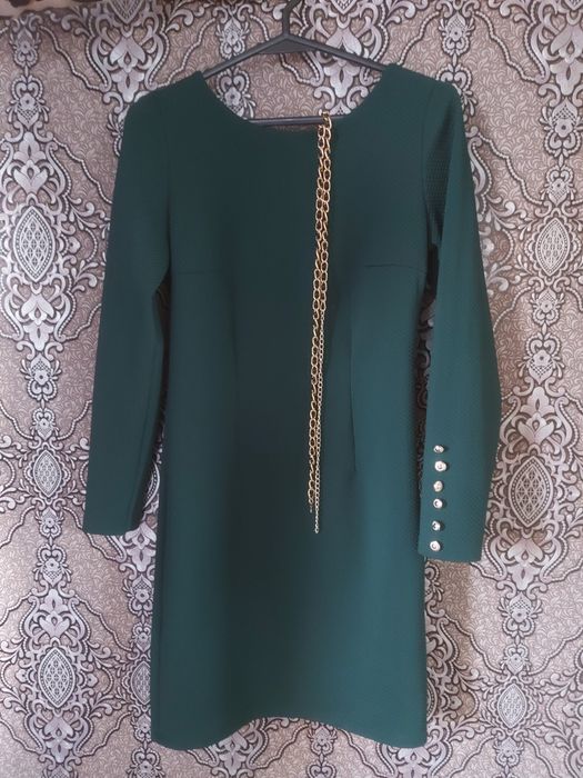 Плаття сукня з поясом в заді декоративні гудзики