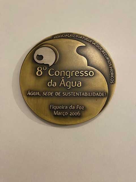 Medalha em bronze comemorativa do 8.º Congresso da Água