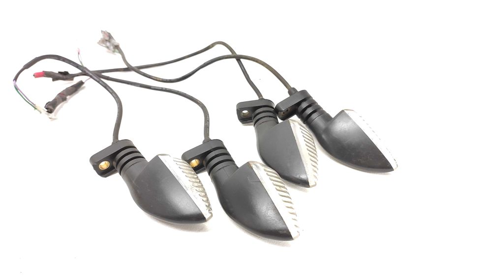 MALAGUTI XTM XSM 125 Kierunkowskaz Kierunki Komplet Aprilia SX RX